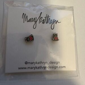 Mary Kathryn Teddy Bear Earrings with Heart